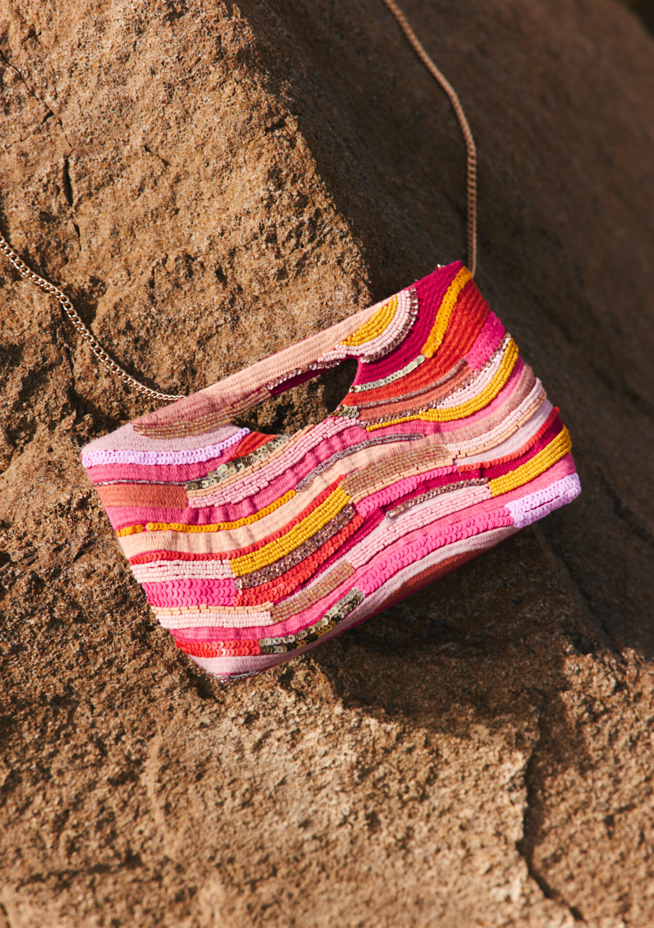 Beaded wave clutch, , hi-res